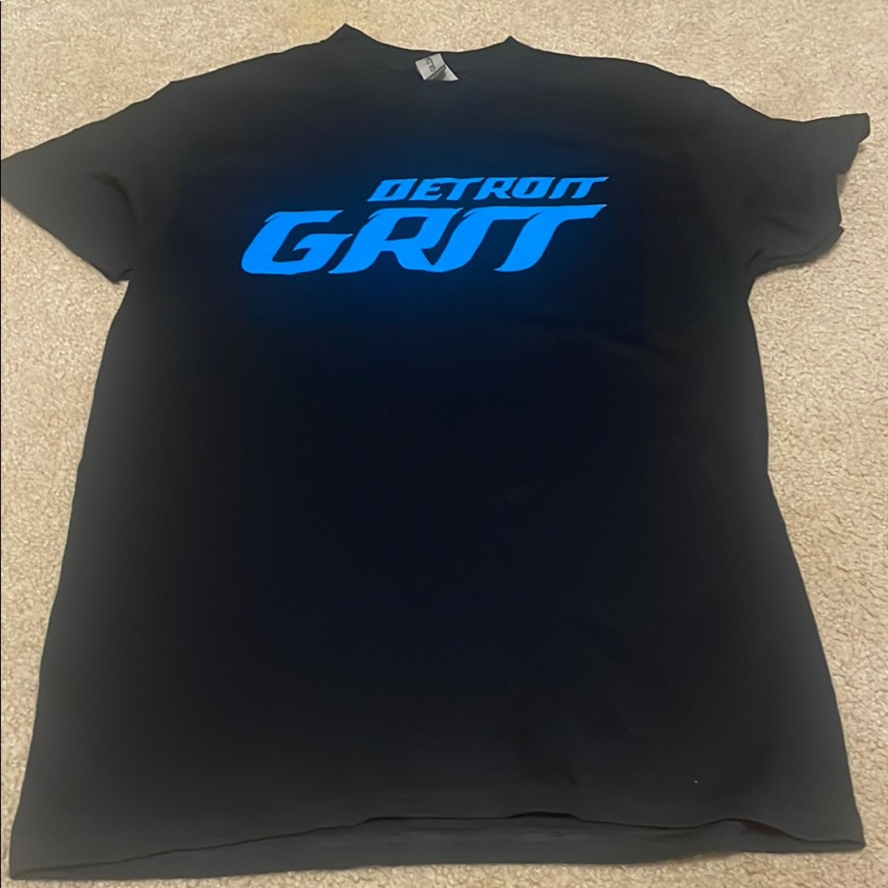 Gildan Heavy Cotton Black T-Shirt